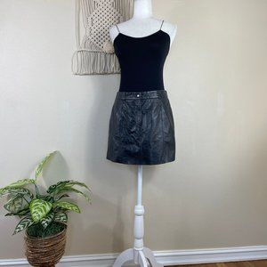 90s vintage Express World Brand black leather mod gogo sexy miniskirt 8 M